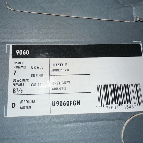 New Balance 9060 - Picture 8 of 9